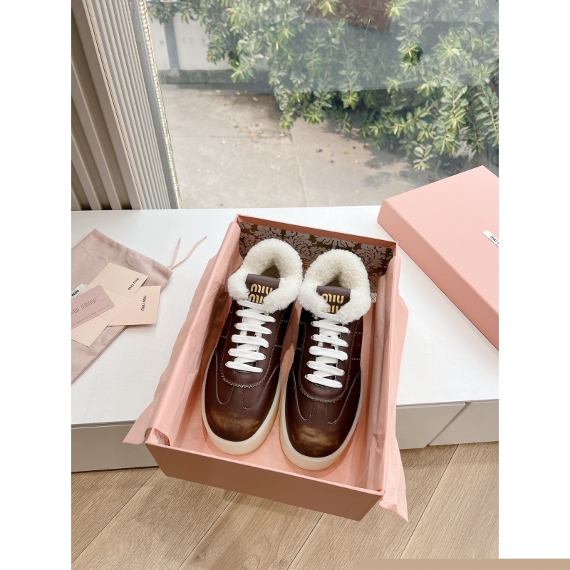 Miu Miu Casual Shoes